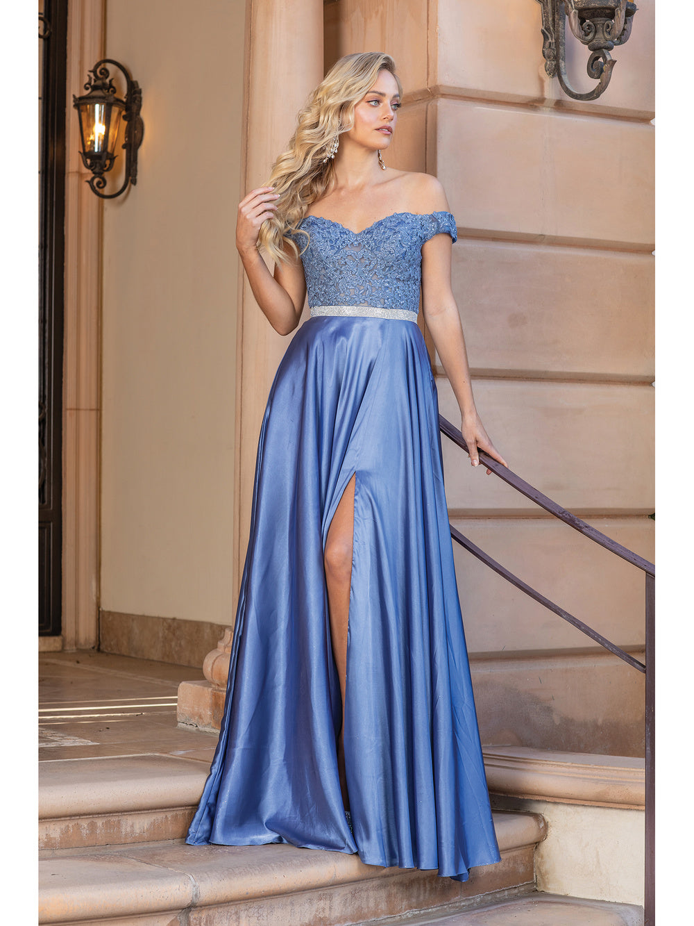 Novita Dress
