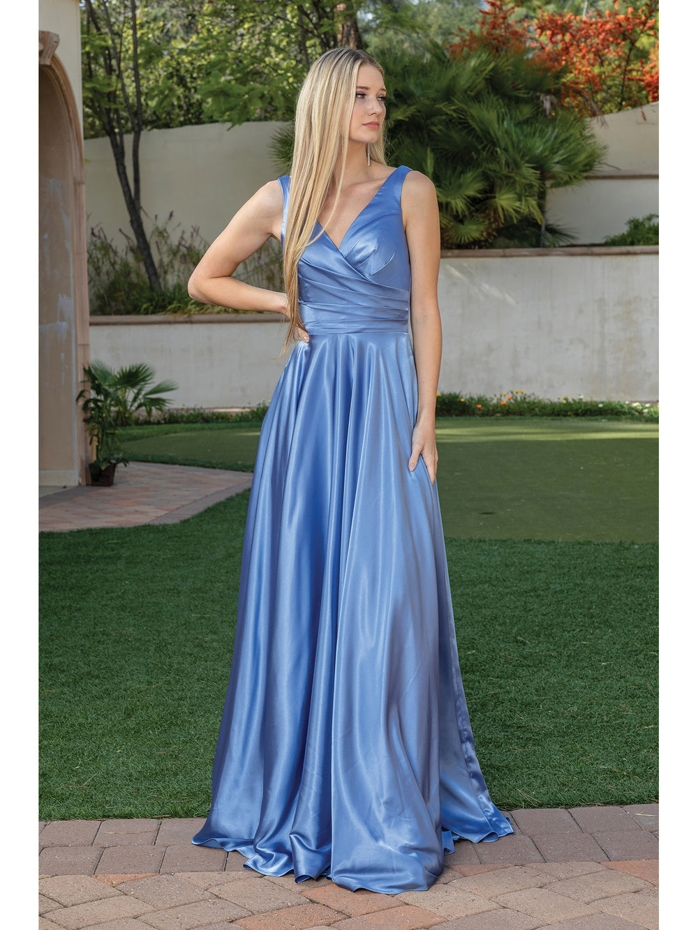 Lusina Dress